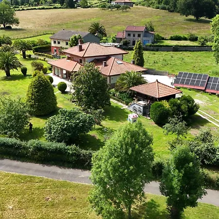 Casa Descanso En Familia Collado (Asturias)